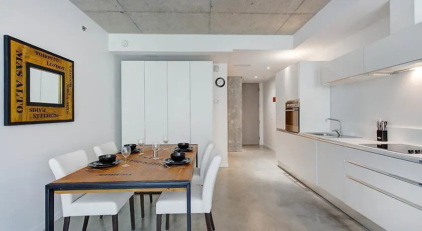 Loft4U Apartments By Corporatestays Μόντρεαλ