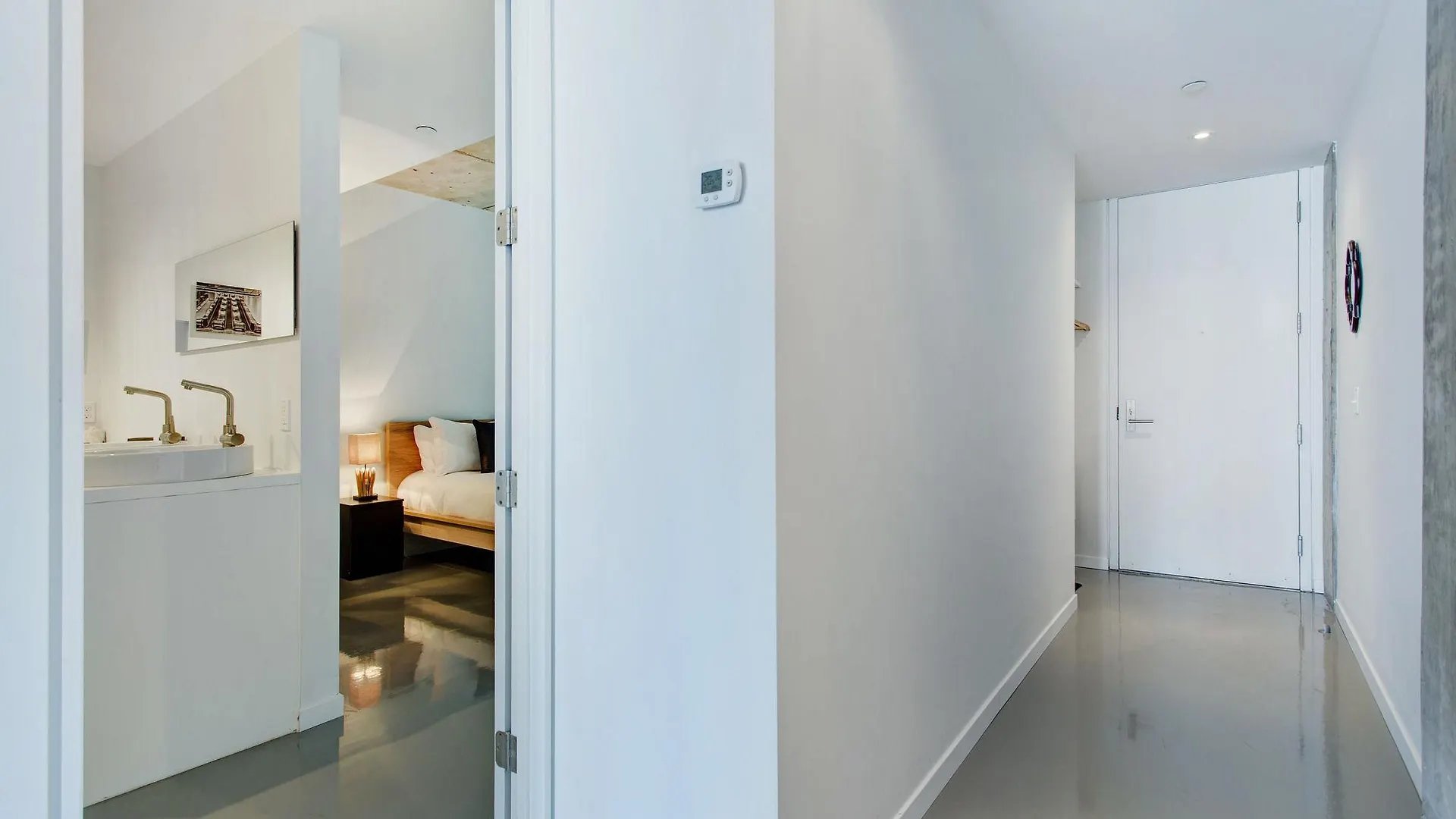 Loft4U Apartments By Corporatestays Montreal 0*,